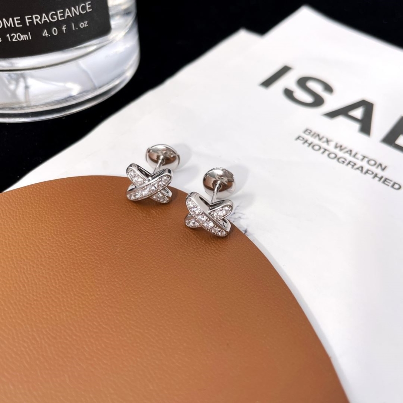 CHAUMET